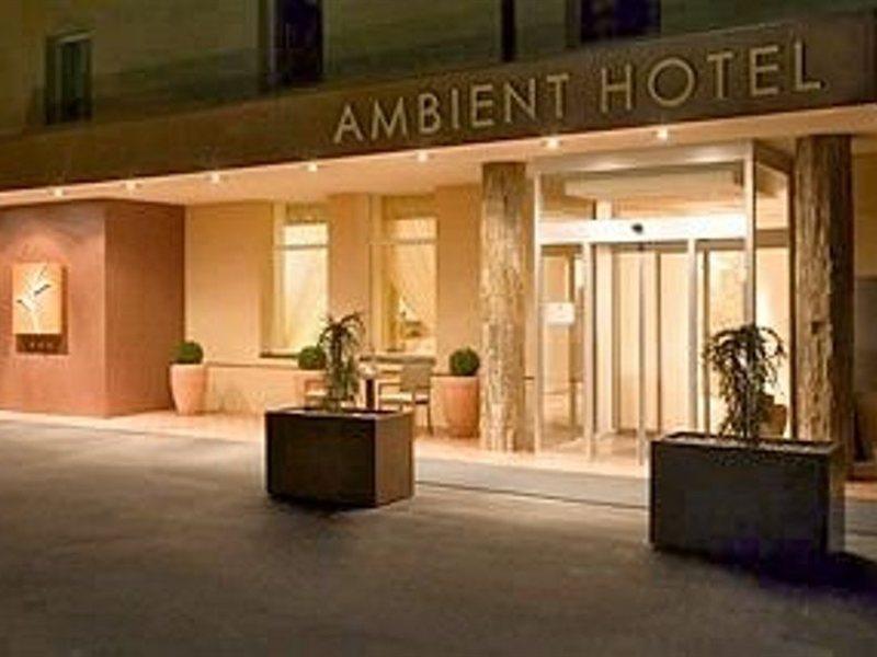 Ambient Hotel Domžale Eksteriør bilde